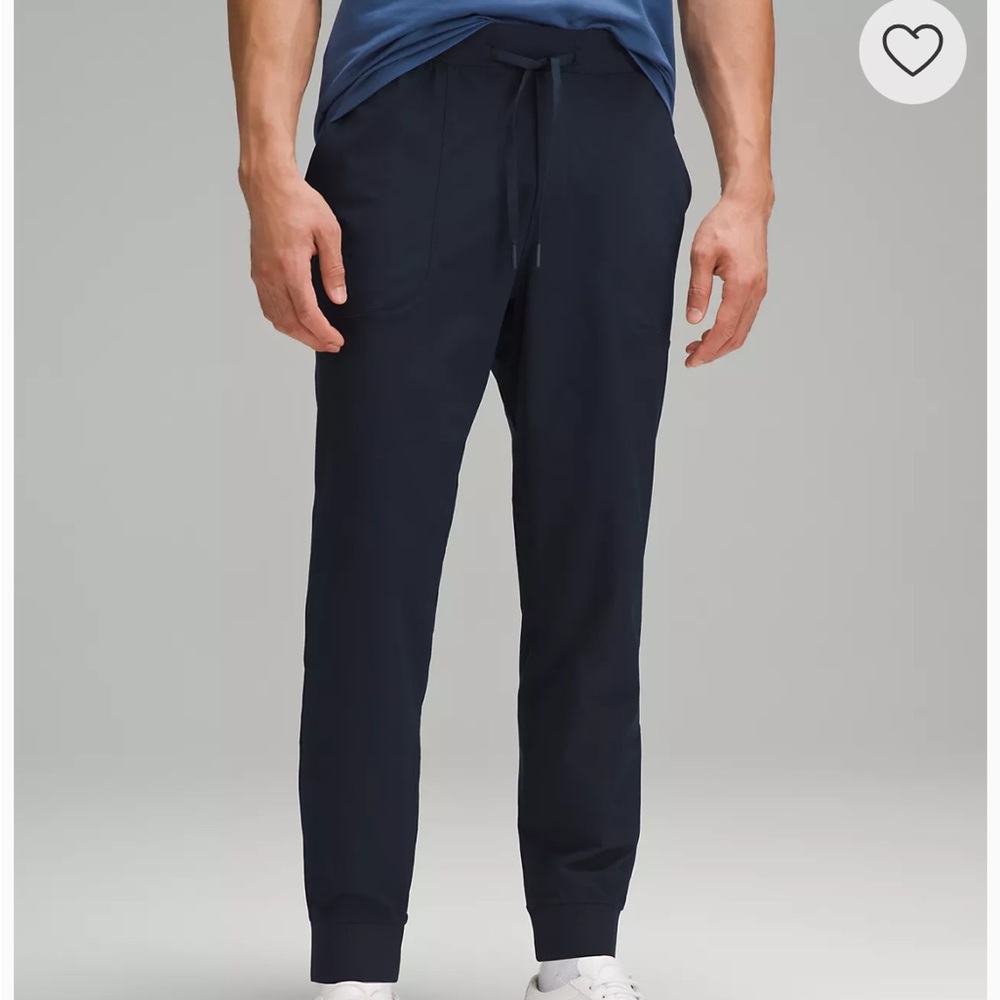 Lulu lemon joggers size large